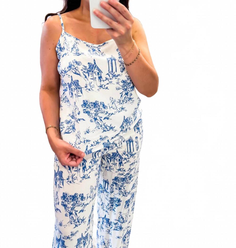 NEW VELVET HEART french countryside printed cami top in blue